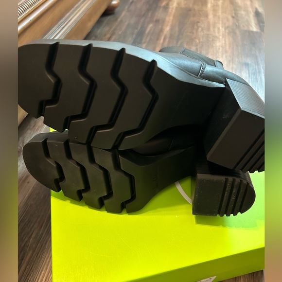 Women’s Sam Edelman Rollins Block Heel Chelsea Boots Size 7.5 - Picture 2 of 4